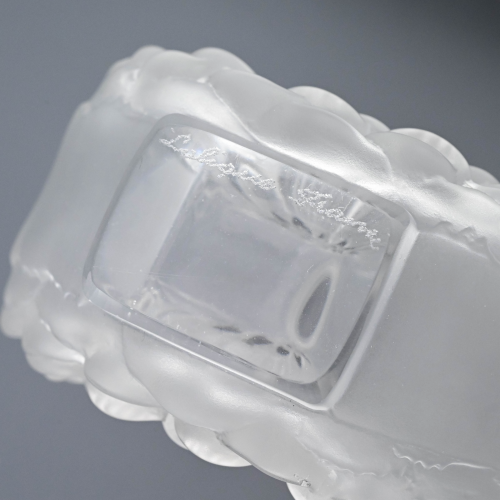 Коллекционный флакон стекло Lalique Георгины Коллекционный флакон стекло Lalique Георгины