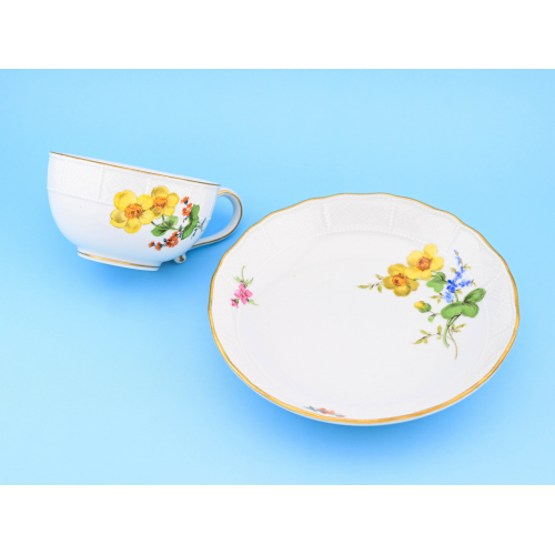 Чашка и блюдце цветы фарфор роспись Meissen 