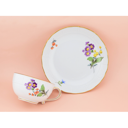 Чашка и блюдце цветы фарфор роспись Meissen