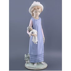 Девочка с куклой фарфор Lladro Испания