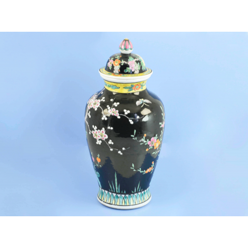 ВАЗА с крышкой фарфор Китай