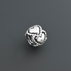Шарм Сердца Pandora серебро 925 проба