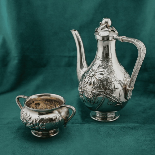 Кофейник и сахарница серебро 800 проба Австро-Венгрия Кофейник и сахарница серебро 800 проба Австро-Венгрия